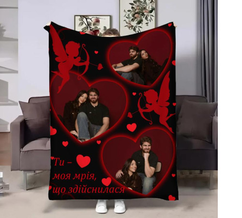 Плед 3D зі своїм фото для закоханих Три серця кохання Black 32500 135х160 см